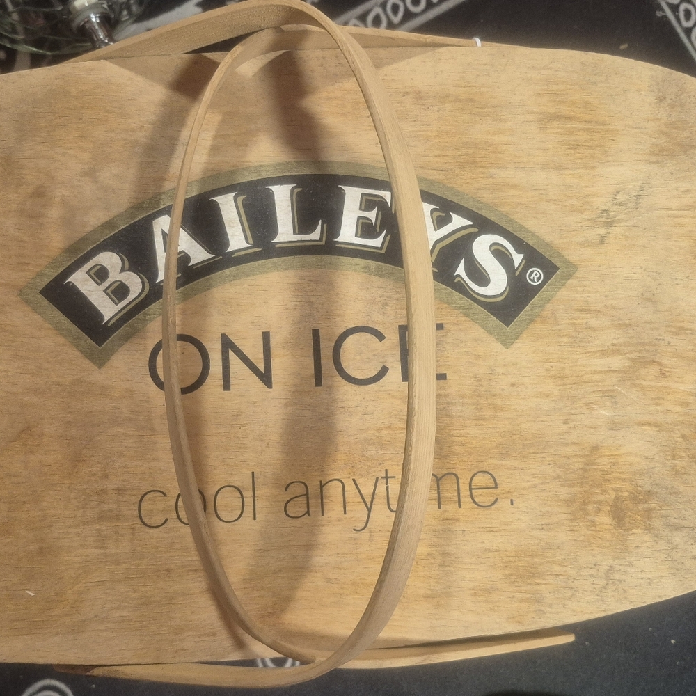 Baileys On Ice Wooden Picnic Basket